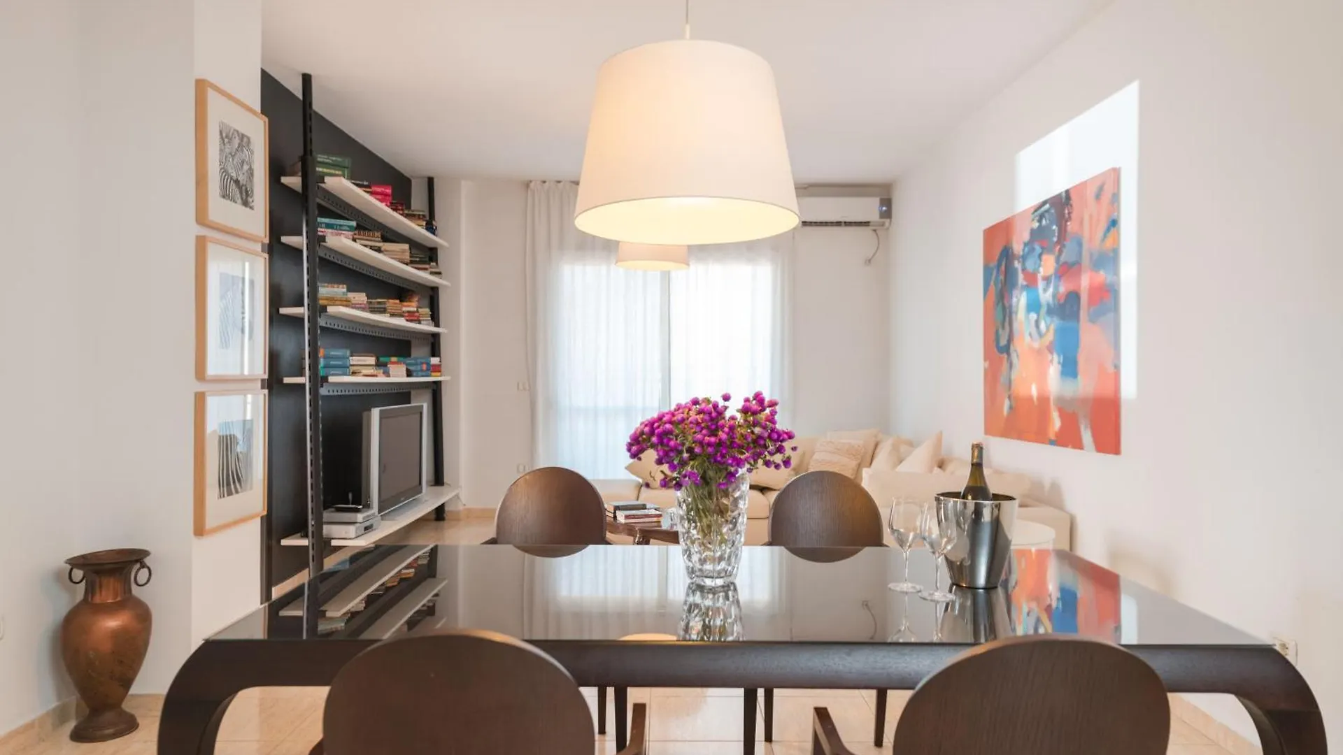 Downtown Apartment Tirana