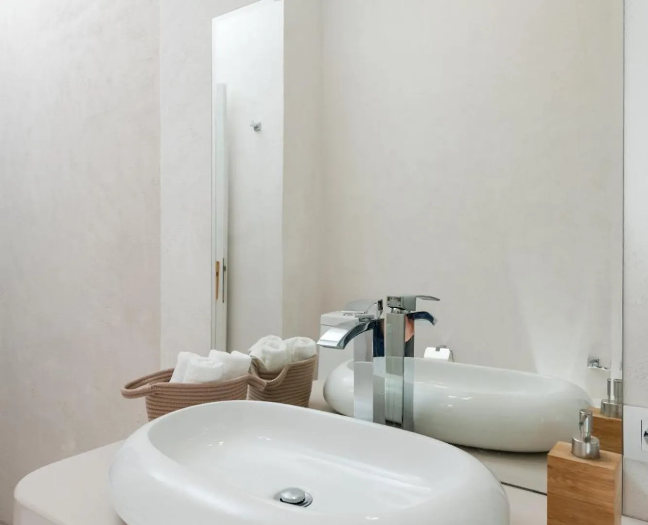 Downtown Apartment Tirana
