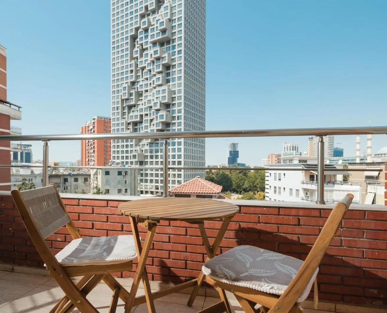 Downtown Apartment Tirana